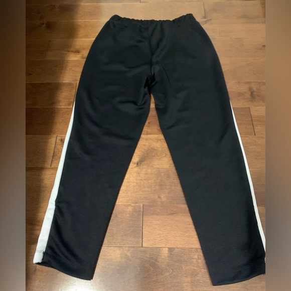 Old navy active pants (black with white stripes on the sides) - Picture 2 of 2
